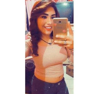 Meet your Posher, Thalia